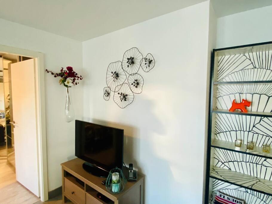 Appartement Le Standing Parking Wifi Metz Un-Sejour-A-Part Extérieur photo